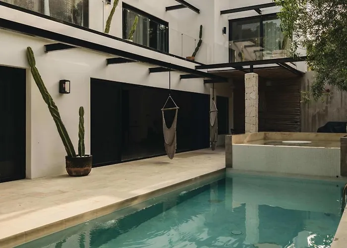 Villa Elegant Gated Place Full Concierge