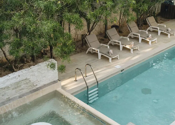 Villa Elegant Gated Place Full Concierge *